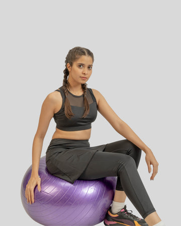 2004 Sketra Womens Skirt With Tights Black