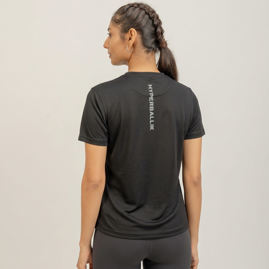 2002 Aeron Womens Round Neck T-Shirt - Black